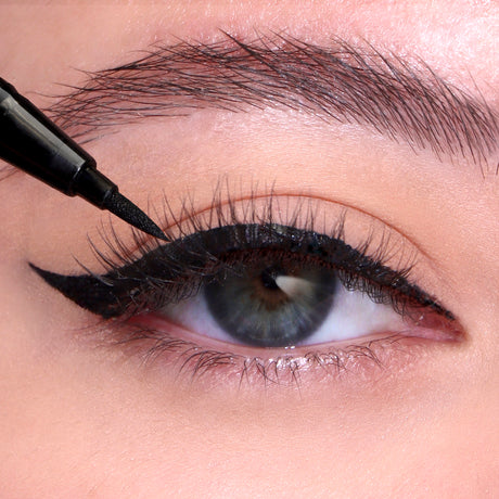 2-In-1 Lash Adhesive & Waterproof Liner - Image 2