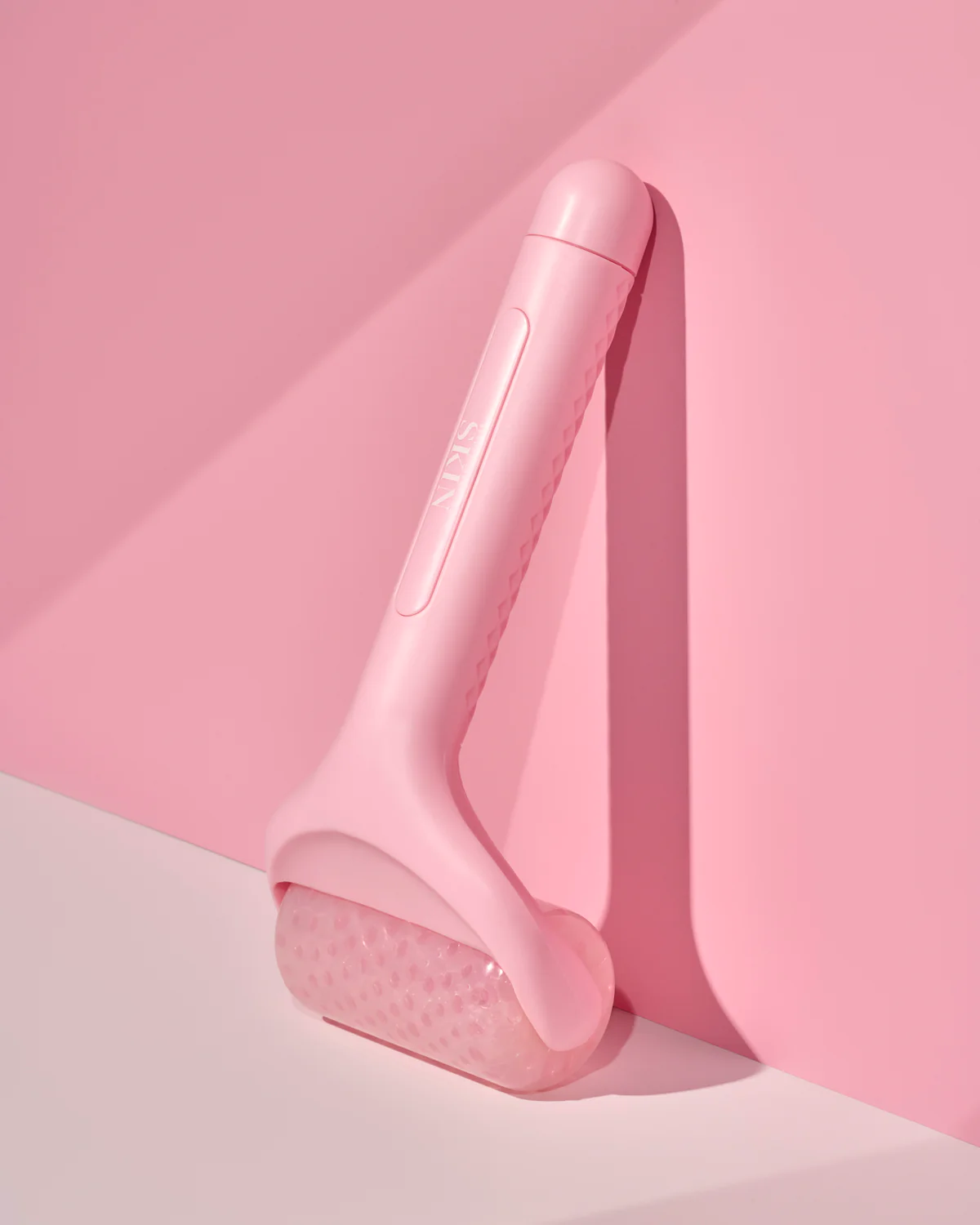 Icy U Rollin' Face Roller - Image 4